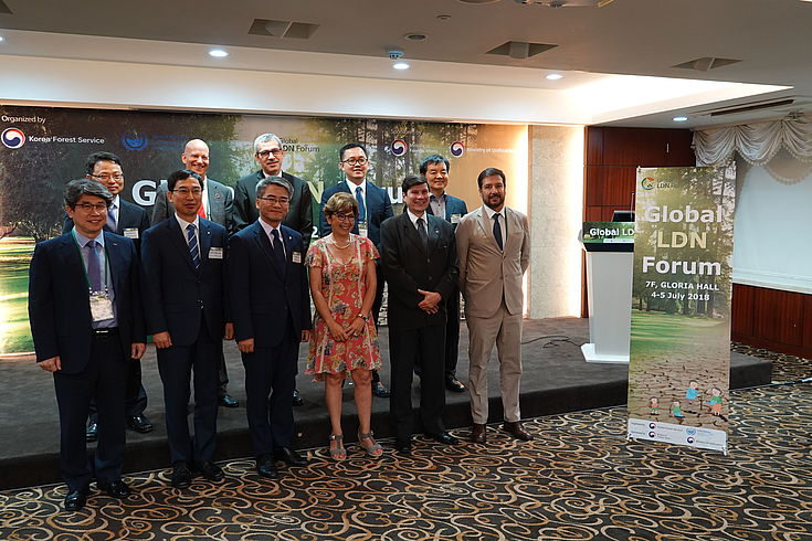 Die Teilnehmer des Ersten Globalen Forums zu Land  Degradation Neutrality