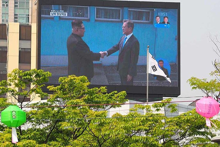 Wird sich Nordkorea wirklich seine Nuklearwaffen abverhandeln lassen? Was wird das nordkoreanische Militär dazu sagen?